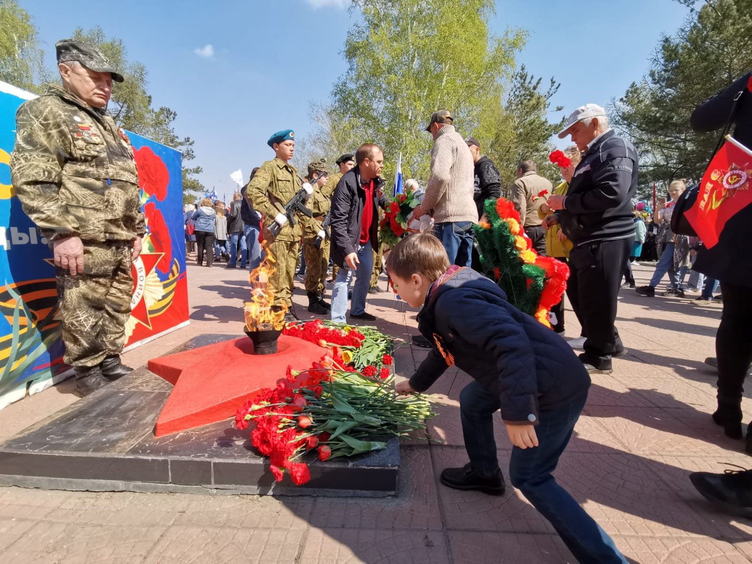 гей знакомства в камне на оби фото 103