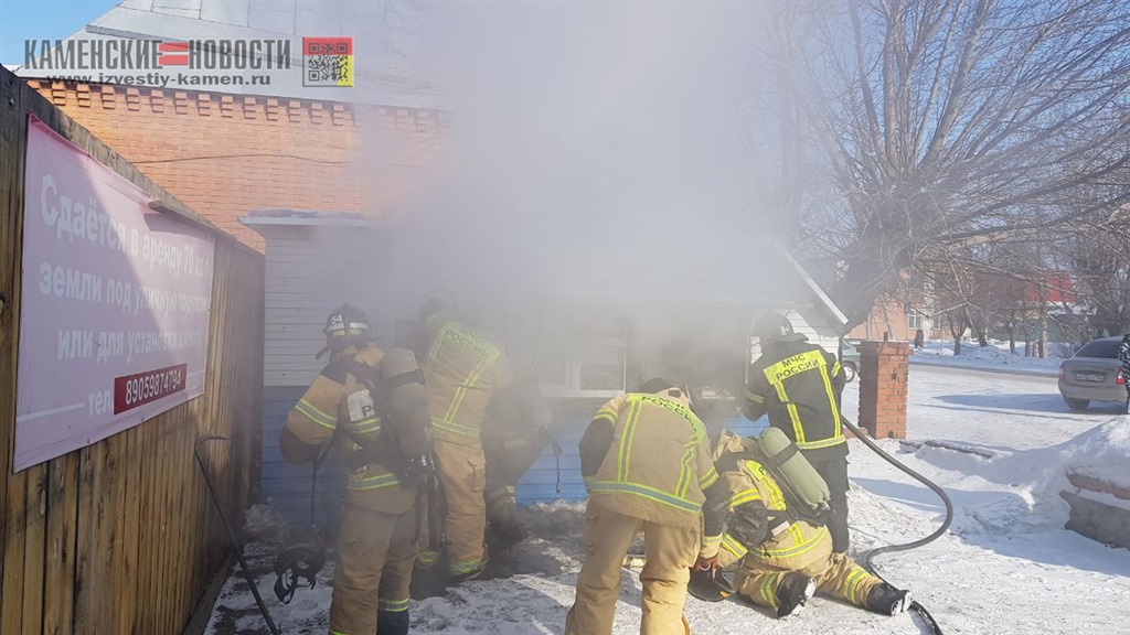 пожарные спасли мужчину