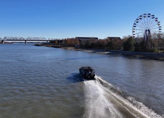 В период межсезонья по реке Обь будет курсировать аэролодка «Север-750К Long»