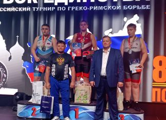 Каменские борцы завоевали медали на всероссийском турнире