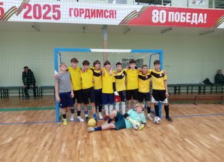 Каменский «Автомобилист» вышел в финал первенства края