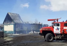 Многодетная семья спаслась из пожара в Тюменцево