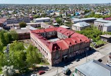 В Камне-на-Оби завершили первый этап реставрации особняка купца Винокурова. Сюжет Вести Алтай